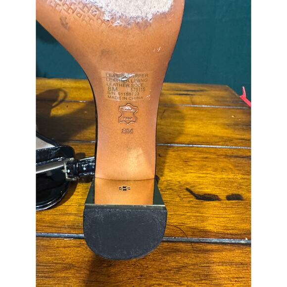 Tory Burch patent leather block heel size 8 - Picture 7 of 10